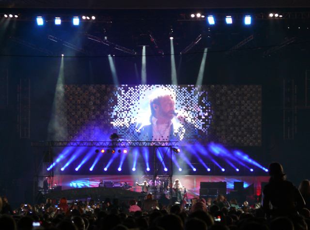 Queen + Paul Rodgers performing in Kharkiv, 2008